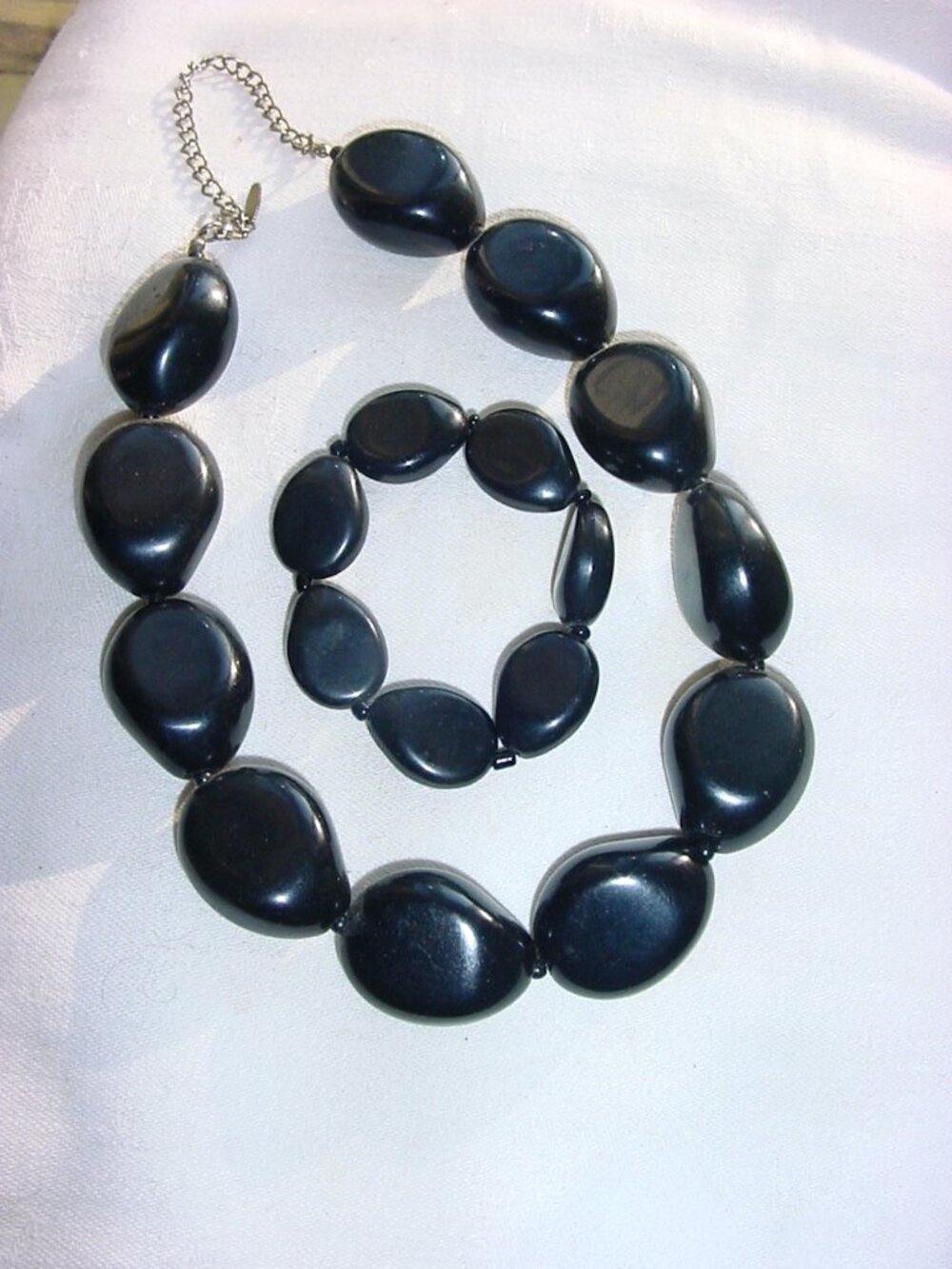 Vintage Black Chunky Bead Choker Necklace/Bracelet SET - VCLM